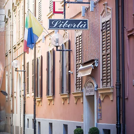 Western Libertà 3* Modena