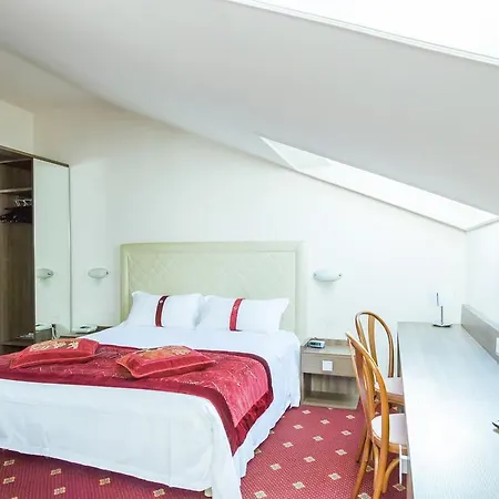 Western Liberta Hotel 3*