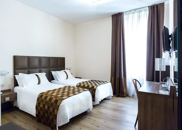 Western Liberta 3* Модена